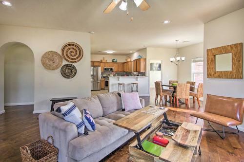 Okc Home Less Than 10 Mi To Myriad Botanical Gardens!