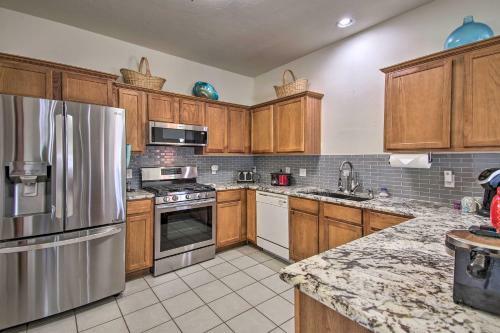 Okc Home Less Than 10 Mi To Myriad Botanical Gardens!