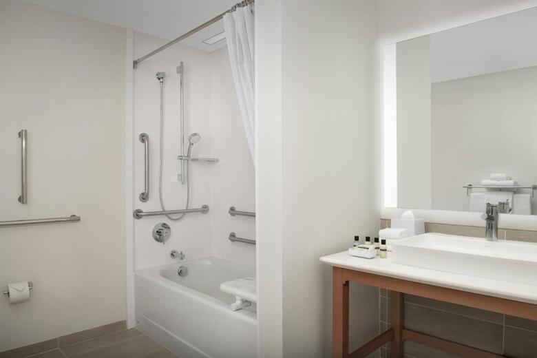 Hotel Element Portland Beaverton