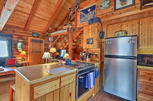 Private Log Cabin In Bend With Deschutes River View!