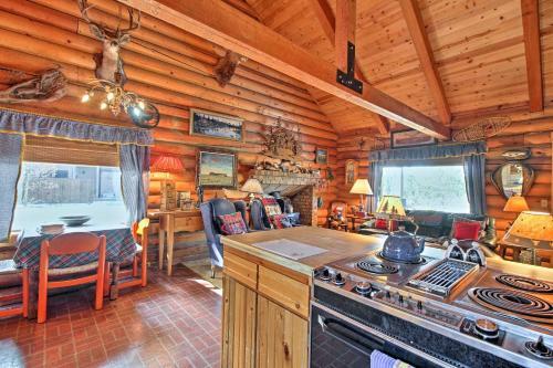 Private Log Cabin In Bend With Deschutes River View!