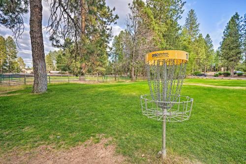 Apartamento Bend Condo With Deck, Resort-style Amenities And Views!