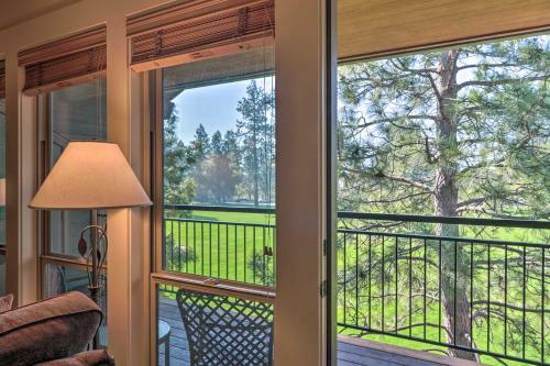 Apartamento Bend Condo With Deck, Resort-style Amenities And Views!