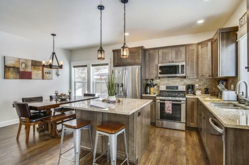 Trails End Retreat Home