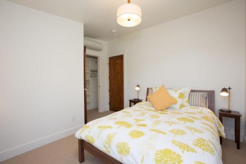 The Golden Zone Home