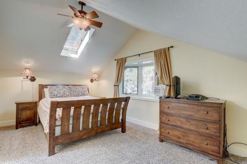 Albany Cottage