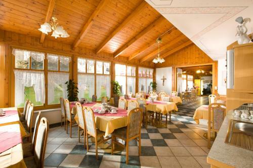 Hotel Garni Drei-m�derl-haus