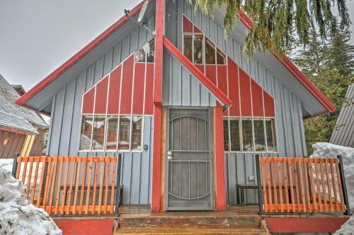 Inviting Mt Hood Cabin With Deck 1 Mi To Skibowl!