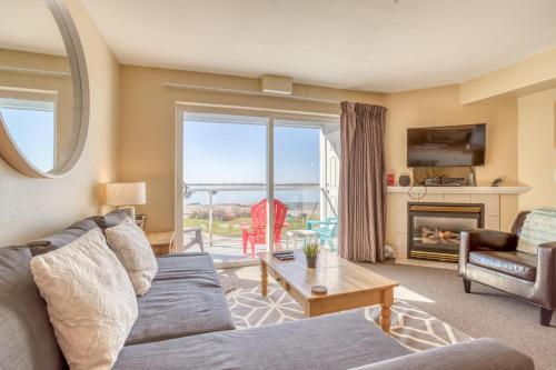 Bird's Nest Suite
