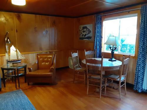 Hotel Anchor Inn Resort