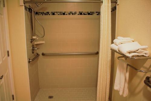 Hotel Oregon Trail Inn And Suites