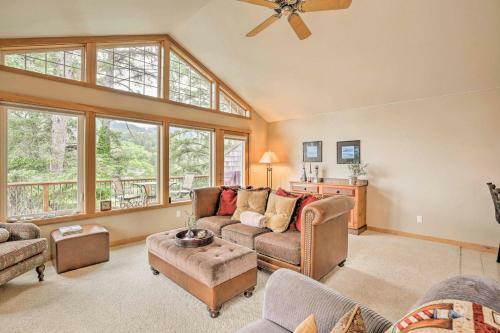 Spacious Family Townhome, Walk To Beach And Downtown