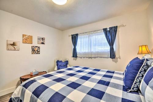 Modern Retreat Less Than � Mi From Rockaway Beach!