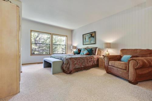 Zridge Condo 42
