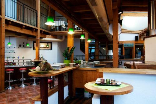 Hostal Hotel Gasthof Torwirt