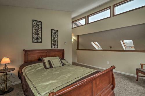 Poconos Mountain Retreat With Game Room Mins To Lake