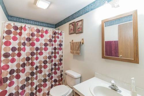 Bed & Breakfast Hickory Haven-poconos-sleeps 11-gameroom