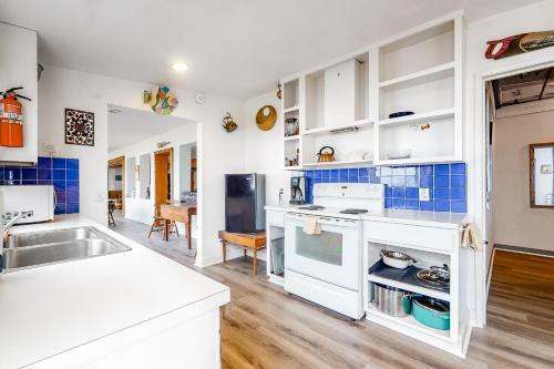 Inn At Sandcastle Beach