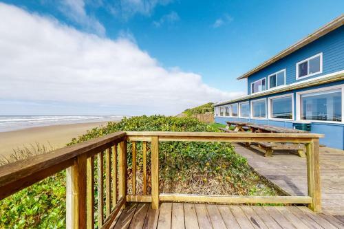 Inn At Sandcastle Beach