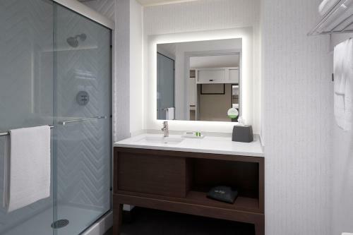 Holiday Inn - Erie, An Ihg Hotel