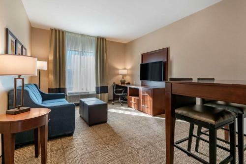 Hotel Comfort Suites Camp Hill-harrisburg West