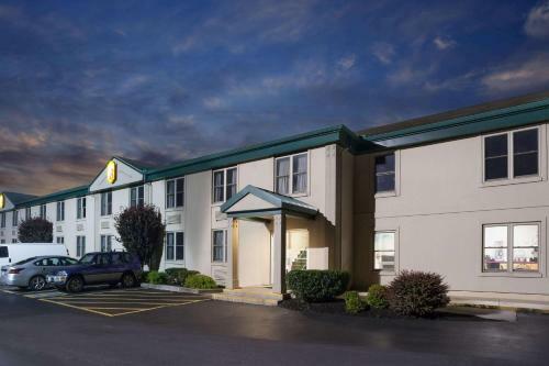 Motel Super 8 By Wyndham Harrisburg Hershey West
