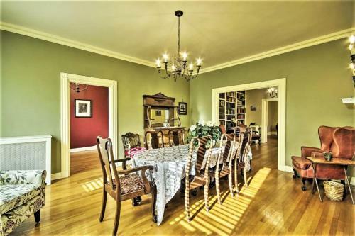 Villa Downtown Bucher House