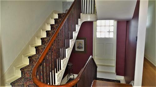 Villa Downtown Bucher House