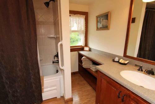 Rocky Acre Farm Bed & Breakfast