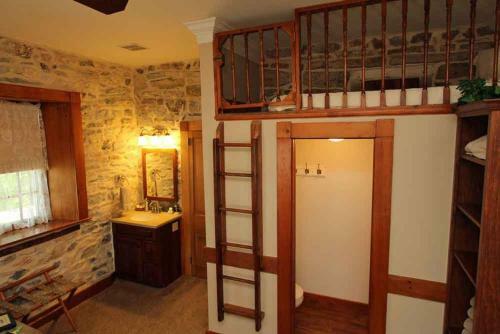 Rocky Acre Farm Bed & Breakfast