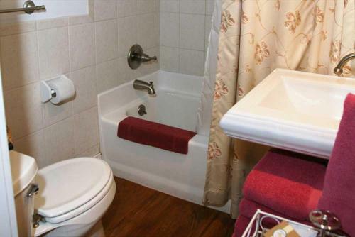 Rocky Acre Farm Bed & Breakfast
