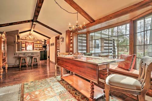 Macungie Cabin With Fireplace Near Bear Creek Skiing!