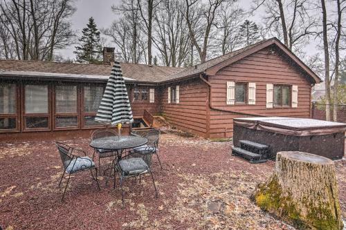 Rustic Lake Harmony Home With Fire Pit And Hot Tub!