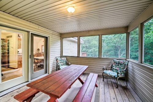 Lake Harmony Home With Hot Tub, Deck And Game Room