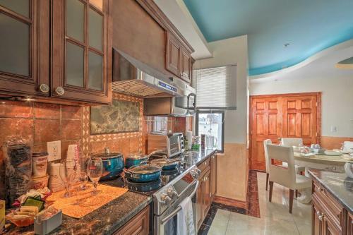 Apartamento Chinatown Apt With Walkability And Rooftop Deck!