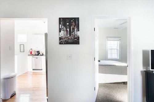 Soak Up The Light At A Chic Duplex 6 Blocks From King Street