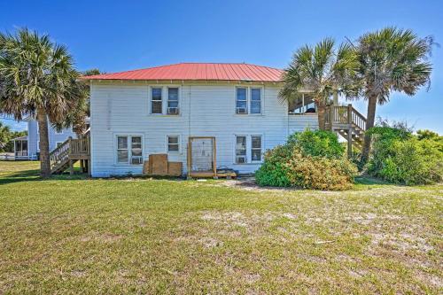 Beachfront Edisto Island Townhome With Screened Porch