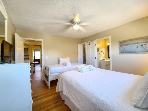 225 East Arctic