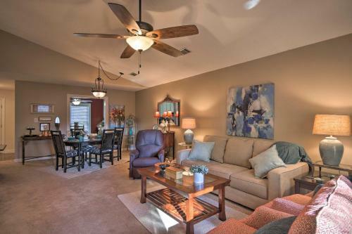 Apartamento Spacious Greenwood Getaway - 2 Mi To Main St!