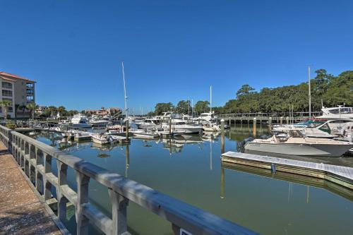 Apartamento Colorful Condo Steps To Harbor And Beach Access!