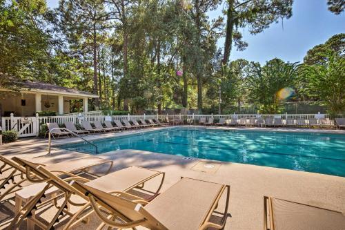 Apartamento Hilton Head Condo With Pool Access - 0 4 Mi To Beach