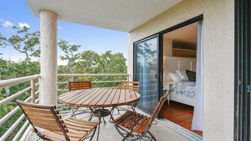 3426 Villamare