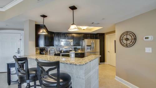 3402 Windsor Court South