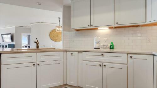 3506 Windsor
