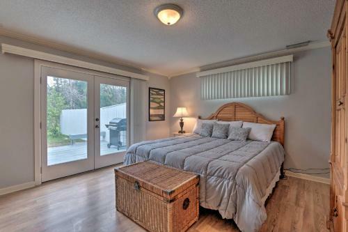 Hilton Head Golfers Getaway Waterfront Location!