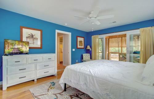 29 24th Avenue