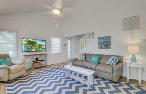 72 Pelican Bay