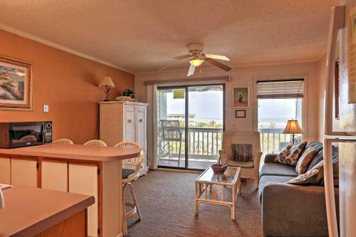 Apartamento Isle Of Palms Beachfront Condo With Balcony And Pool!