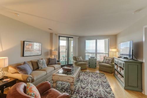 411 Summerhouse Villa