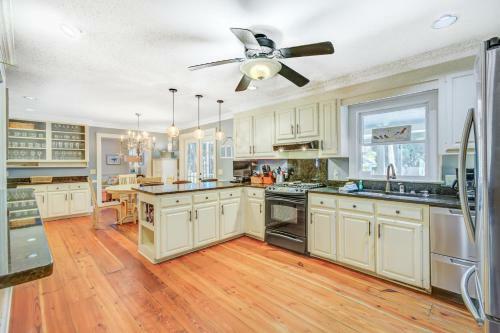 286 Forest Trail